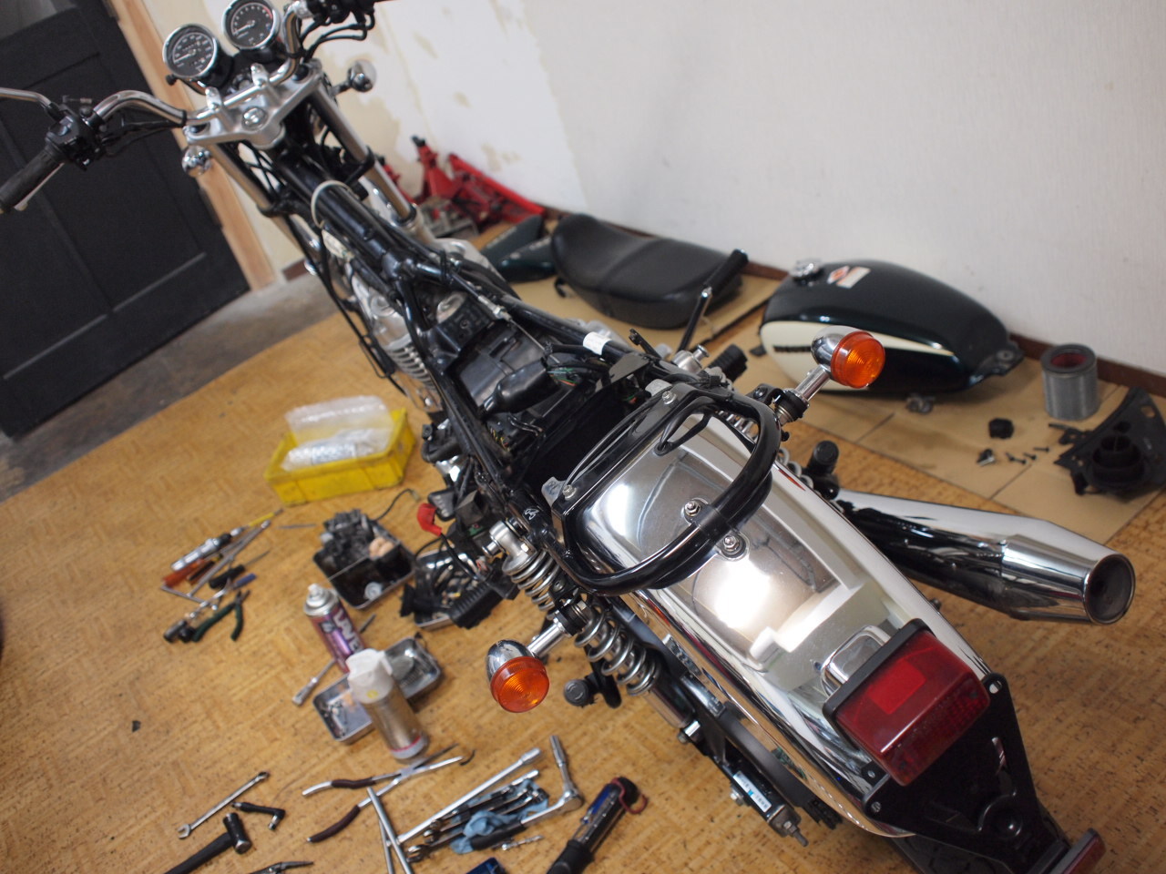AさんのCB400SS: またたびライダー店主の絵日記 AさんのCB400SS: またたびライダー店主の絵日記